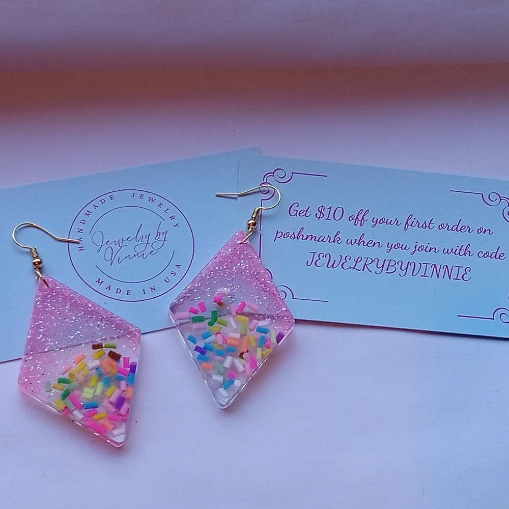 Hand Crafted Resin Earrings Cupcakes & Sprinkles Collection - Picture 4 of 7